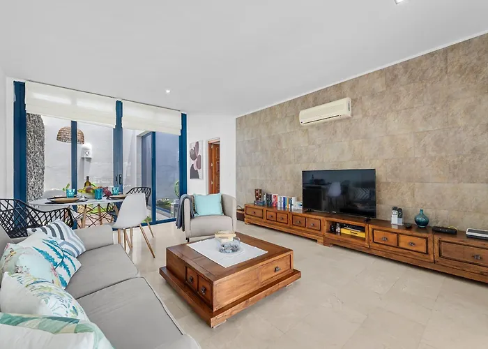 Olivina * بلايا بلانكا