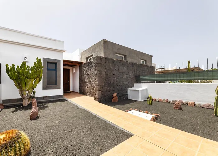 Olivina * بلايا بلانكا