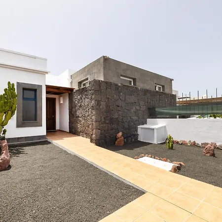 Olivina * Playa Blanca (Lanzarote)